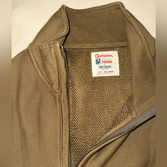 Army green quarter-zip sweatshirt by Champion x Todd Snyder - Picture 3 of 3